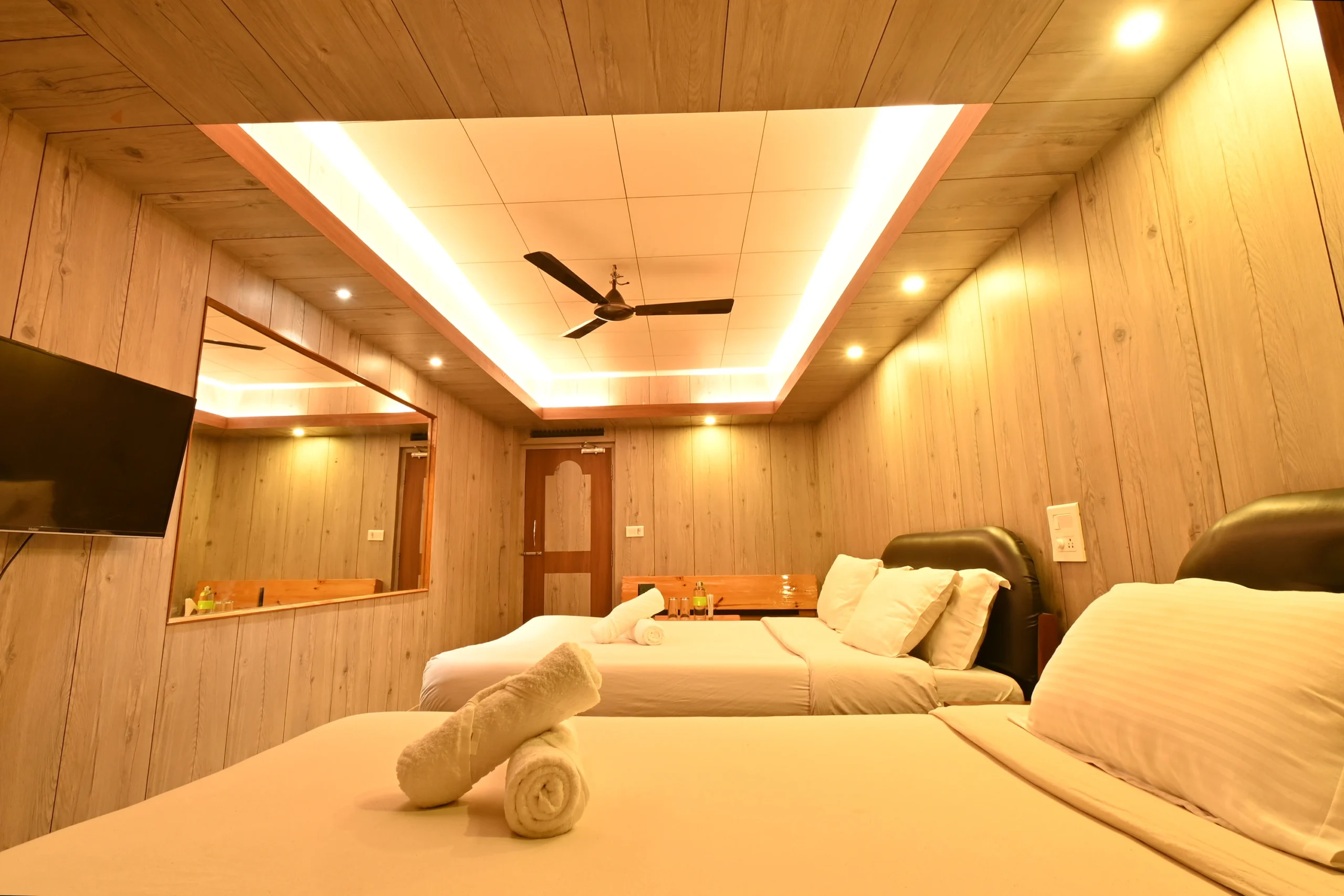 classic Triple Room 1